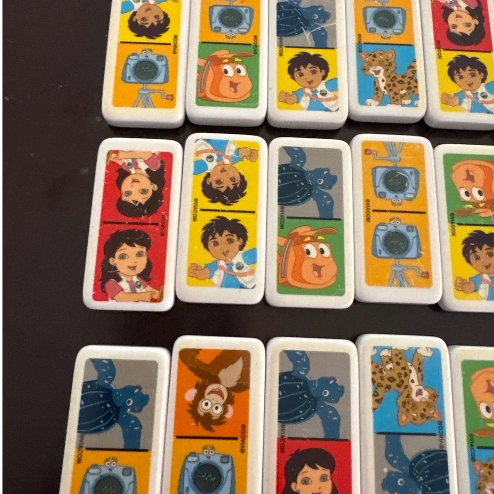 Nick Jr Go Diego Go Dominoes 28 Plastic Pieces in Collector Storage‎ Tin 9003